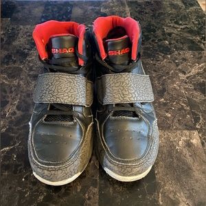 Shaq high top sneakers size kids 4
